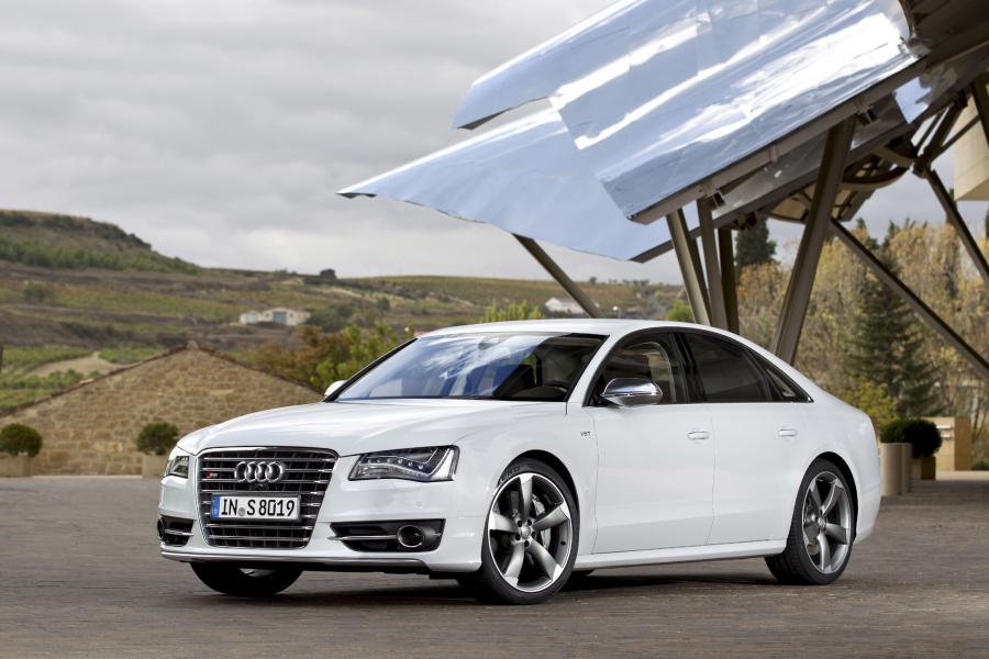  Audi S8 (D4) 2012 года  (WW) (фото 13 из 59)